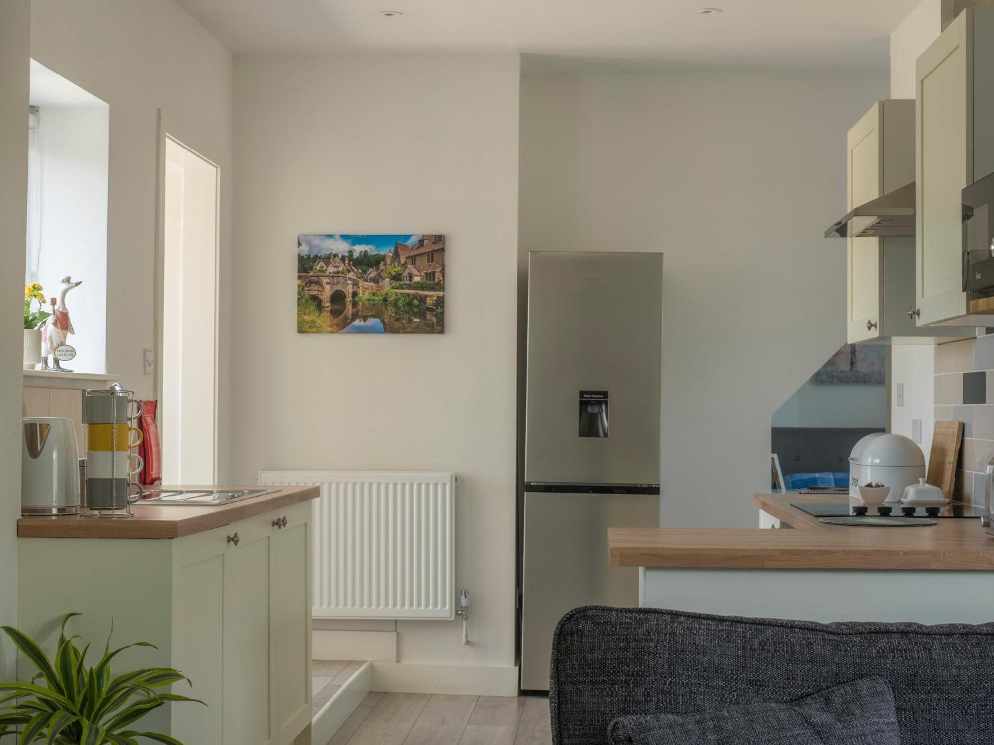 Stunning Modern Apartment In The Cotswolds Chalford Εξωτερικό φωτογραφία