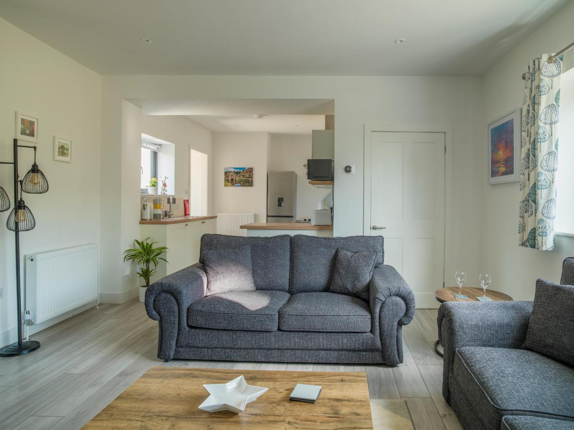 Stunning Modern Apartment In The Cotswolds Chalford Εξωτερικό φωτογραφία